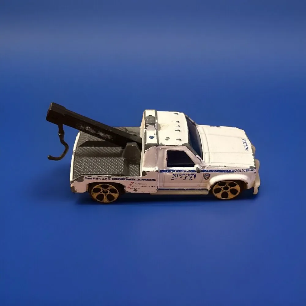 Realtoy NYPD Police Tow Truck Wrecker Big Rims Rescue City